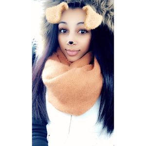 Meet your Posher, Catherine